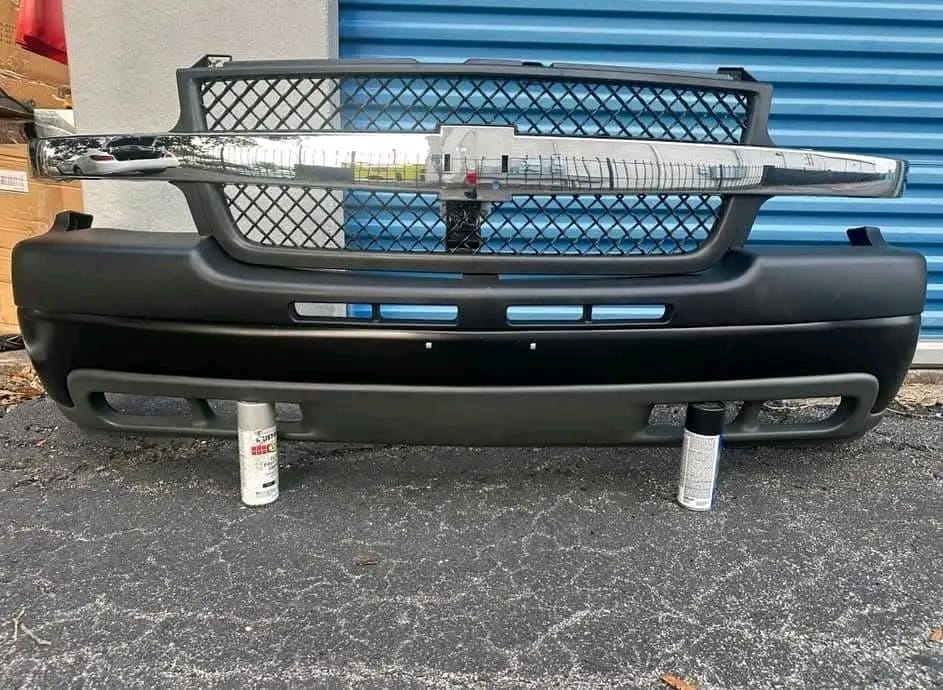 Silverado 1999 to 2002 HD2500 Grille and bumper.Defensa y parrilla - Image 2