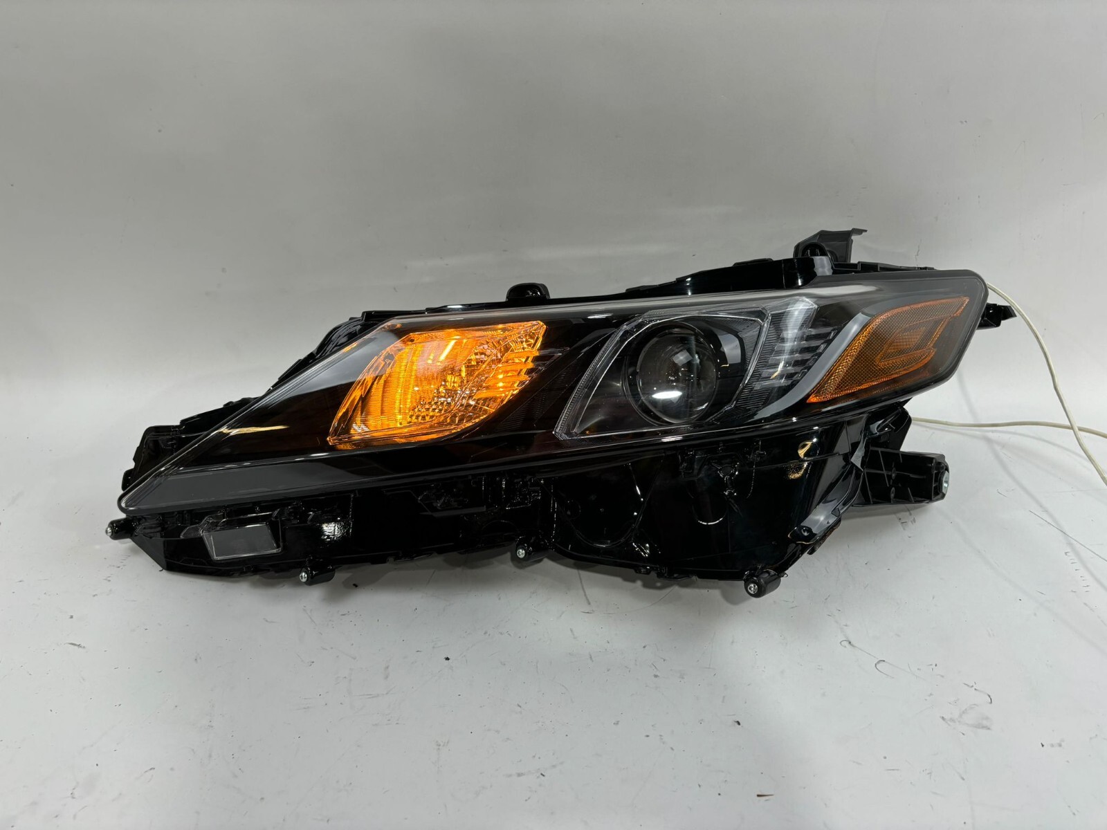 Headlights assembly for Kia Soul 2023-2025 - Image 6