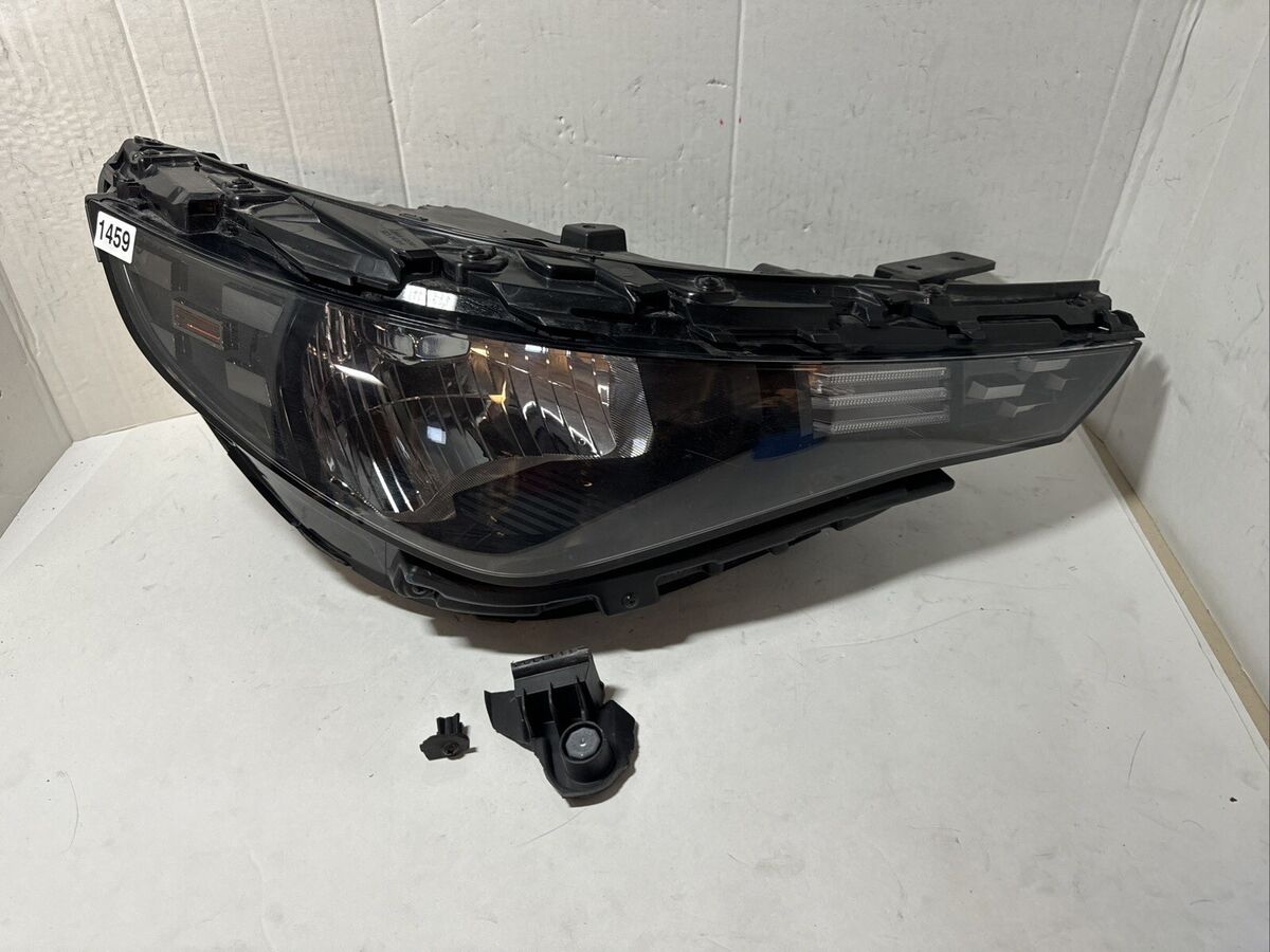 Headlights assembly for Kia Soul 2023-2025 - Image 9